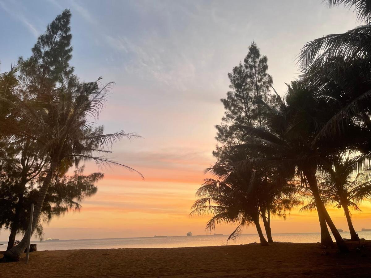 Beach N Breeze Glamping Malacca Εξωτερικό φωτογραφία