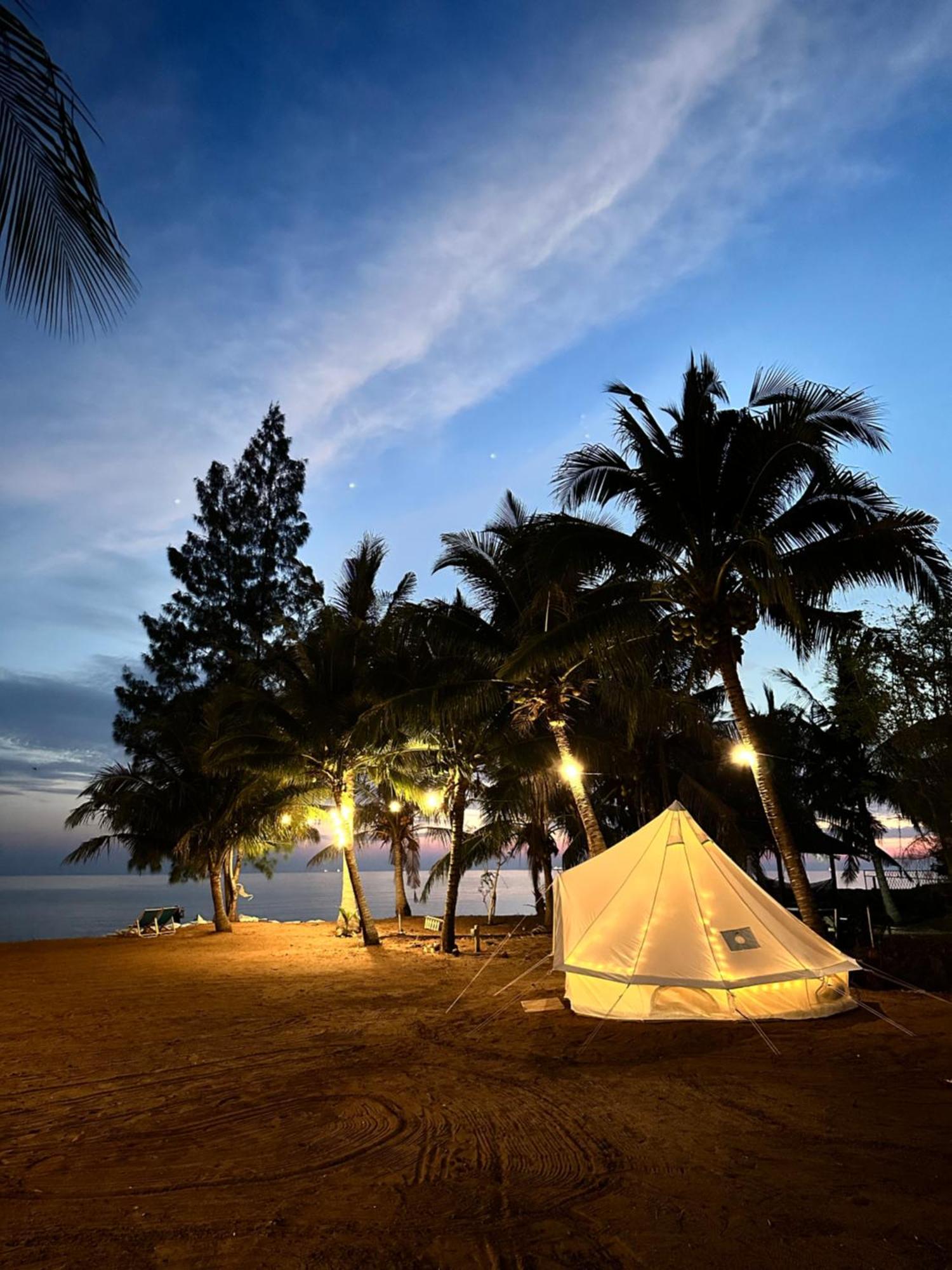 Beach N Breeze Glamping Malacca Εξωτερικό φωτογραφία